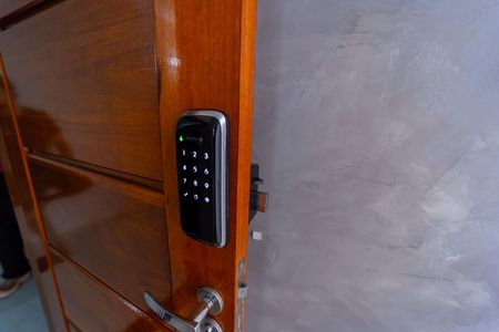 Apartamento à venda com 42m², 2 quartos e 1 vaga Apartamento à venda com 42m², 2 quartos e 1 vagaFechadura Digital