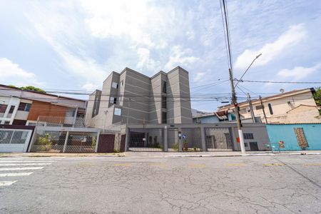 Apartamento à venda com 42m², 2 quartos e 1 vaga Apartamento à venda com 42m², 2 quartos e 1 vagaFachada