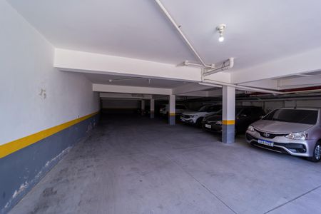 Apartamento à venda com 42m², 2 quartos e 1 vaga Apartamento à venda com 42m², 2 quartos e 1 vagaGaragem