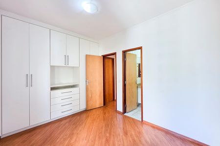 Apartamento para alugar com 83m², 3 quartos e 1 vaga Apartamento para alugar com 83m², 3 quartos e 1 vagaSuíte