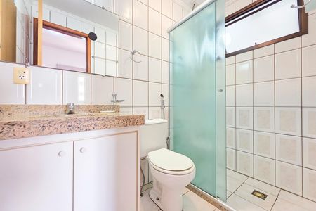 Apartamento para alugar com 83m², 3 quartos e 1 vaga Apartamento para alugar com 83m², 3 quartos e 1 vagaBanheiro da Suíte