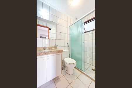Apartamento para alugar com 83m², 3 quartos e 1 vaga Apartamento para alugar com 83m², 3 quartos e 1 vagaBanheiro da Suíte
