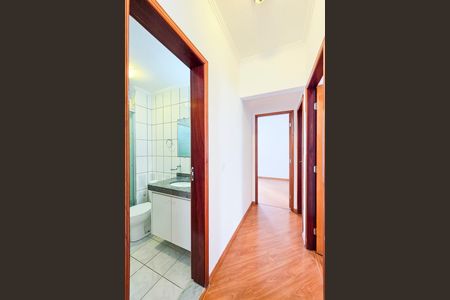 Apartamento para alugar com 83m², 3 quartos e 1 vaga Apartamento para alugar com 83m², 3 quartos e 1 vagaCorredor