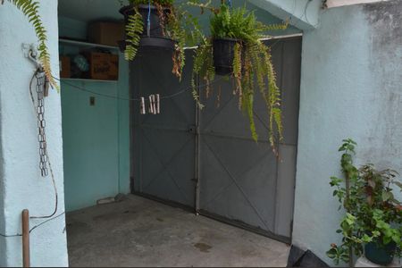 Casa à venda com 96m², 2 quartos e 2 vagasGaragem