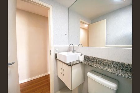 Apartamento para alugar com 55m², 2 quartos e 1 vaga Apartamento para alugar com 55m², 2 quartos e 1 vagaBanheiro