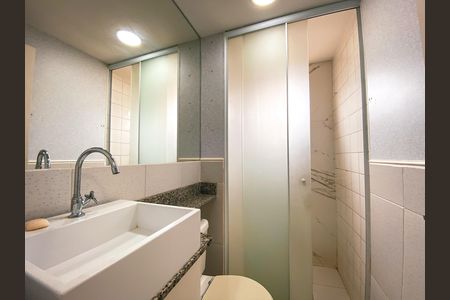 Apartamento para alugar com 55m², 2 quartos e 1 vaga Apartamento para alugar com 55m², 2 quartos e 1 vagaBanheiro