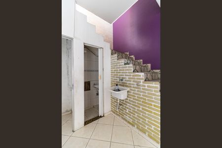 Casa à venda com 220m², 3 quartos e 2 vagas Casa à venda com 220m², 3 quartos e 2 vagasBanheiro 2