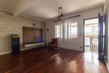 Casa à venda com 220m², 3 quartos e 2 vagas Casa à venda com 220m², 3 quartos e 2 vagasSala