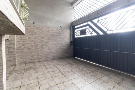 Casa à venda com 220m², 3 quartos e 2 vagas Casa à venda com 220m², 3 quartos e 2 vagasGaragem