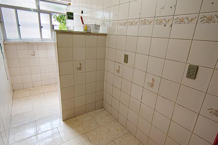 Apartamento à venda com 50m², 2 quartos e 1 vagaCozinha e Área de Serviço