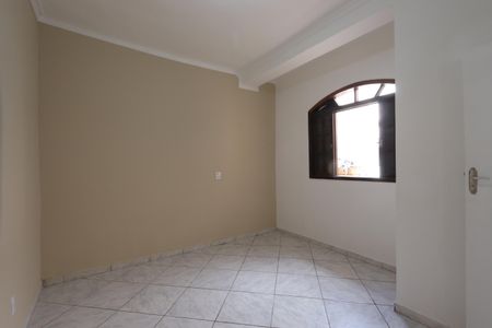 Casa para alugar com 70m², 1 quarto e sem vagaQuarto