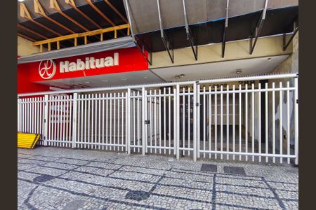 Apartamento à venda com 70m², 2 quartos e 1 vagaFachada e portaria