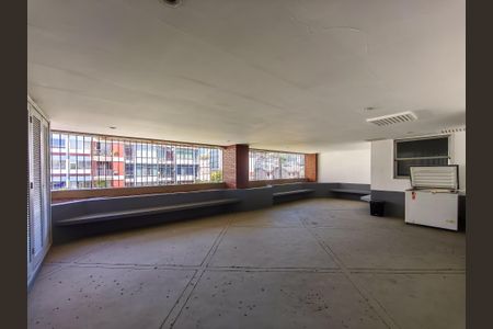 Apartamento à venda com 70m², 2 quartos e 1 vagaÁrea comum - Playground