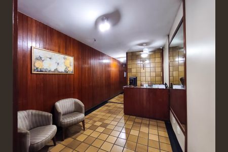 Apartamento à venda com 70m², 2 quartos e 1 vagaFachada e portaria