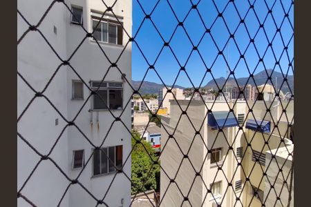 Apartamento à venda com 70m², 2 quartos e 1 vagaÁrea de Serviço