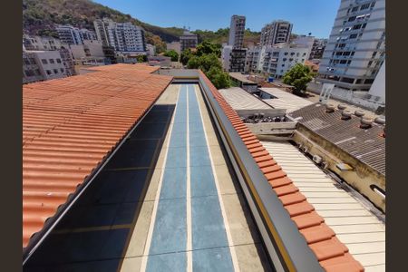 Apartamento à venda com 70m², 2 quartos e 1 vagaÁrea comum - Playground