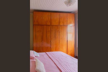 Casa à venda com 175m², 3 quartos e 1 vaga Casa à venda com 175m², 3 quartos e 1 vagaSuíte