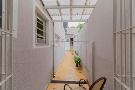 Casa à venda com 175m², 3 quartos e 1 vaga Casa à venda com 175m², 3 quartos e 1 vagaCorredor