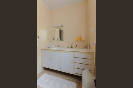 Casa à venda com 175m², 3 quartos e 1 vaga Casa à venda com 175m², 3 quartos e 1 vagaBanheiro Social