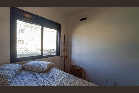 Suite  de apartamento para alugar com 1 quarto, 44m² em Azenha, Porto Alegre