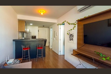 Sala  de apartamento para alugar com 1 quarto, 44m² em Azenha, Porto Alegre