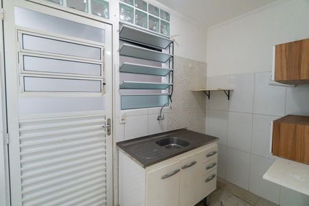 Studio para alugar com 40m², 1 quarto e sem vaga Studio para alugar com 40m², 1 quarto e sem vagaCozinha e Área de Serviço