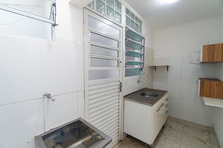 Studio para alugar com 40m², 1 quarto e sem vaga Studio para alugar com 40m², 1 quarto e sem vagaCozinha e Área de Serviço