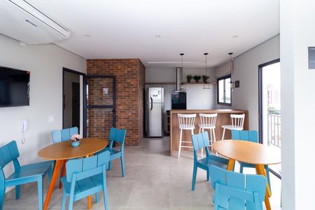 Apartamento para alugar com 36m², 2 quartos e sem vaga Apartamento para alugar com 36m², 2 quartos e sem vagaÁrea comum - Salão de festas