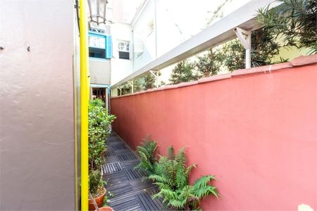 Casa à venda com 164m², 3 quartos e 1 vaga