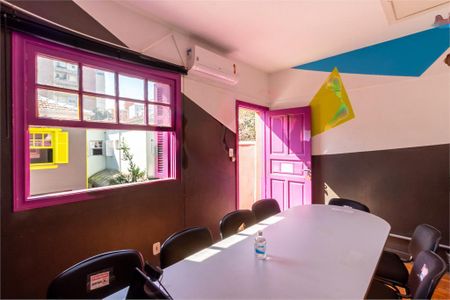 Casa à venda com 164m², 3 quartos e 1 vaga