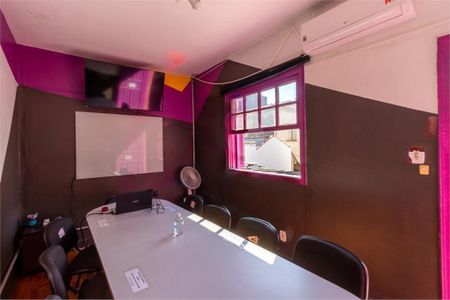 Casa à venda com 164m², 3 quartos e 1 vaga