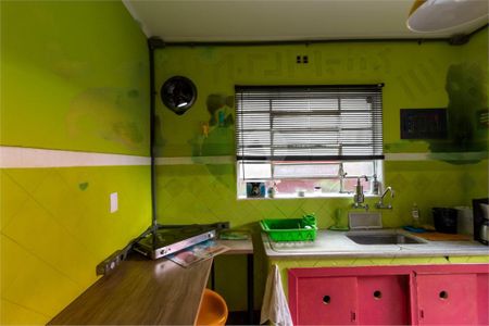 Casa à venda com 164m², 3 quartos e 1 vaga