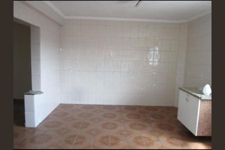 Casa à venda com 120m², 3 quartos e 2 vagas