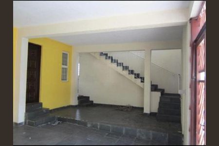 Casa à venda com 120m², 3 quartos e 2 vagas