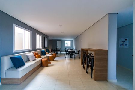 Apartamento para alugar com 41m², 2 quartos e 1 vaga Apartamento para alugar com 41m², 2 quartos e 1 vagaÁrea comum - Salão de festas