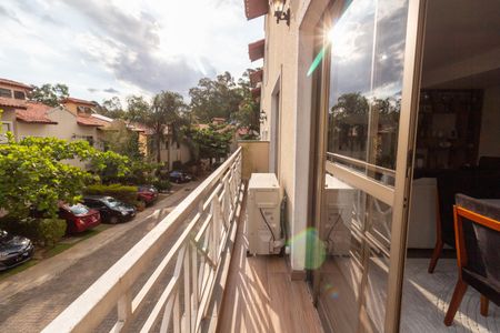 Casa de condomínio à venda com 220m², 3 quartos e 2 vagasVaranda da Sala