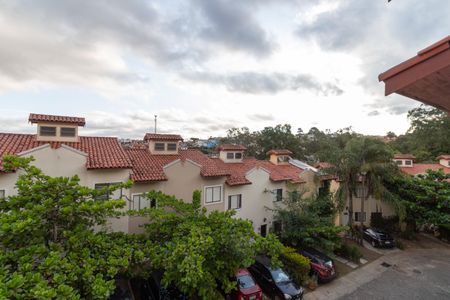 Casa de condomínio à venda com 220m², 3 quartos e 2 vagasVista da Suíte 