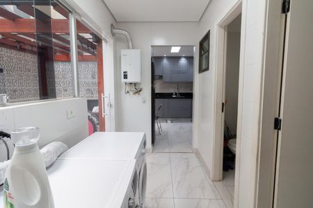 Casa de condomínio à venda com 220m², 3 quartos e 2 vagasÁrea de Serviço