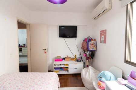 Casa de condomínio à venda com 220m², 3 quartos e 2 vagasQuarto 1