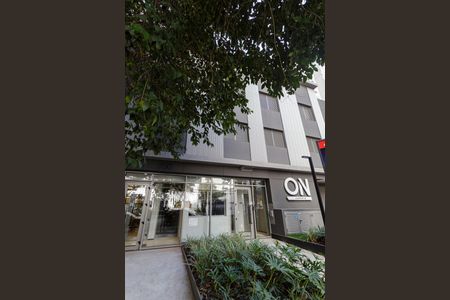 Apartamento para alugar com 65m², 2 quartos e 1 vaga Apartamento para alugar com 65m², 2 quartos e 1 vagaFachada