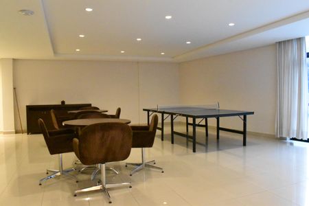Apartamento para alugar com 67m², 2 quartos e 1 vagaÁrea comum - Sala de Jogos