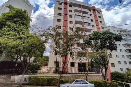Apartamento para alugar com 96m², 3 quartos e 2 vagasFachada