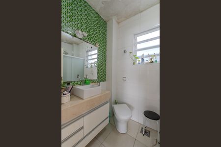 Apartamento para alugar com 80m², 2 quartos e sem vagaBanheiro