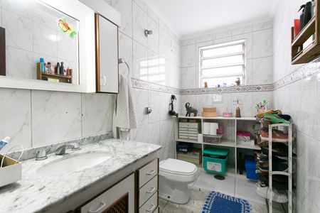 Casa para alugar com 450m², 3 quartos e 3 vagasBanheiro da Suíte 2