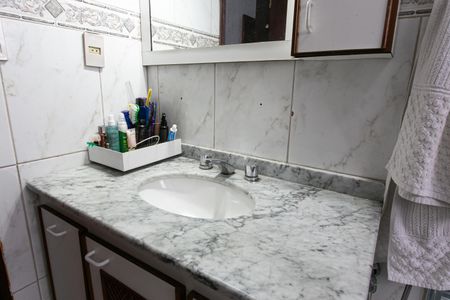 Casa para alugar com 450m², 3 quartos e 3 vagasBanheiro da Suíte 2