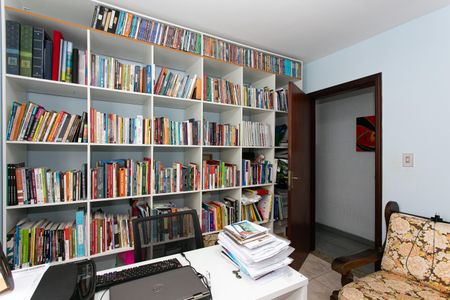 Casa para alugar com 450m², 3 quartos e 3 vagasSuíte 1