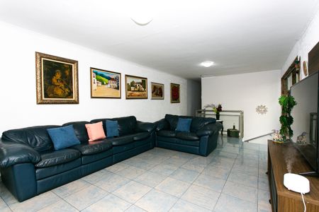 Casa para alugar com 450m², 3 quartos e 3 vagasSala