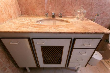 Casa para alugar com 450m², 3 quartos e 3 vagasBanheiro da Suíte 1