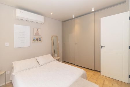 Casa à venda com 185m², 2 quartos e 2 vagasSuíte 1