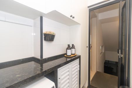 Casa à venda com 185m², 2 quartos e 2 vagasLavanderia